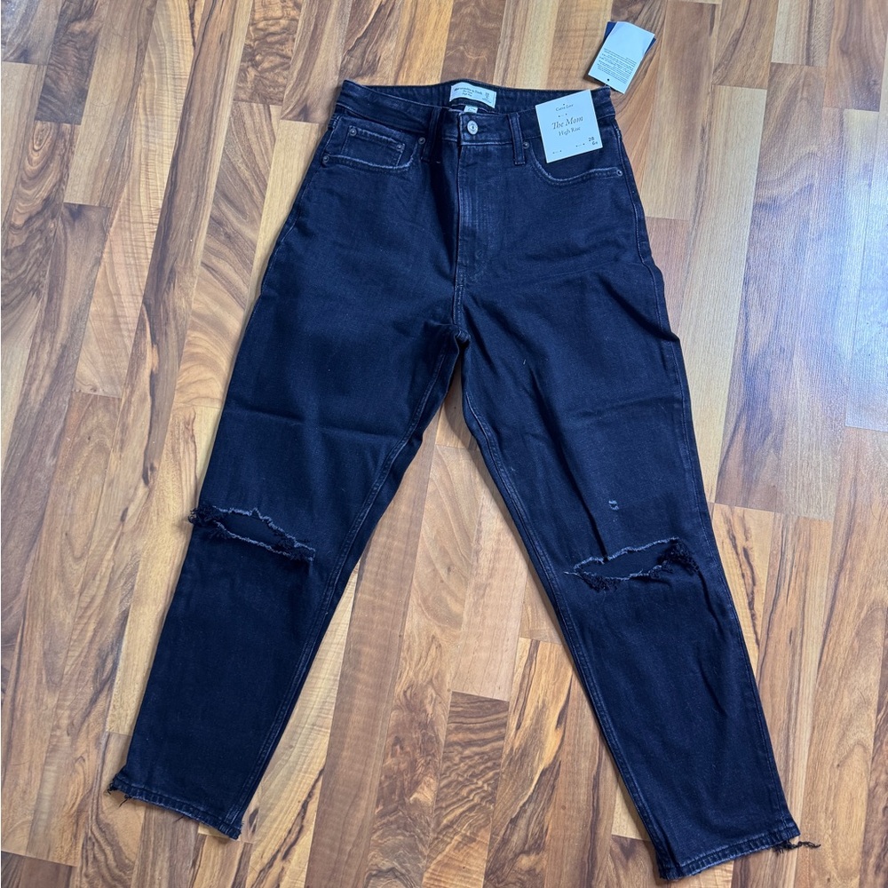 NWT Abercrombie & Fitch Curve Love Black Ripped Skinny Jeans